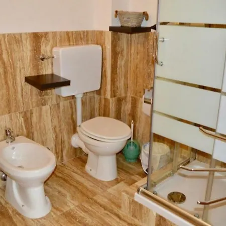 Battisti & Breakfast 3*