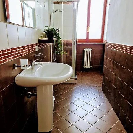 לינה וארוחת בוקר Battisti & Breakfast לצ'ה