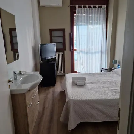 Battisti & Breakfast